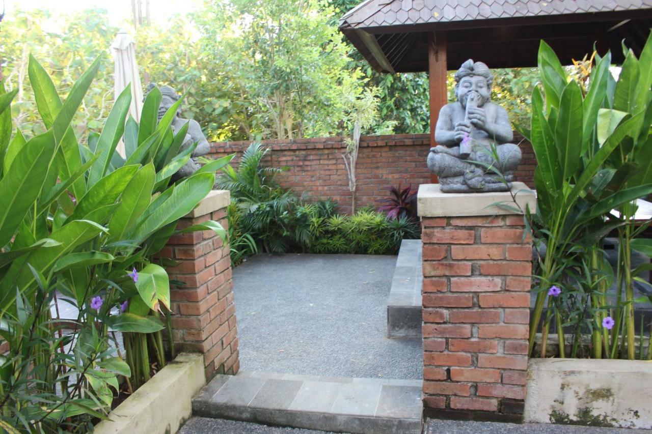 Villa Mayong Uluwatu エクステリア 写真