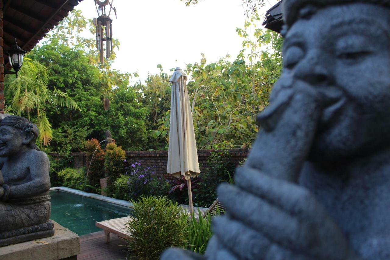 Villa Mayong Uluwatu エクステリア 写真