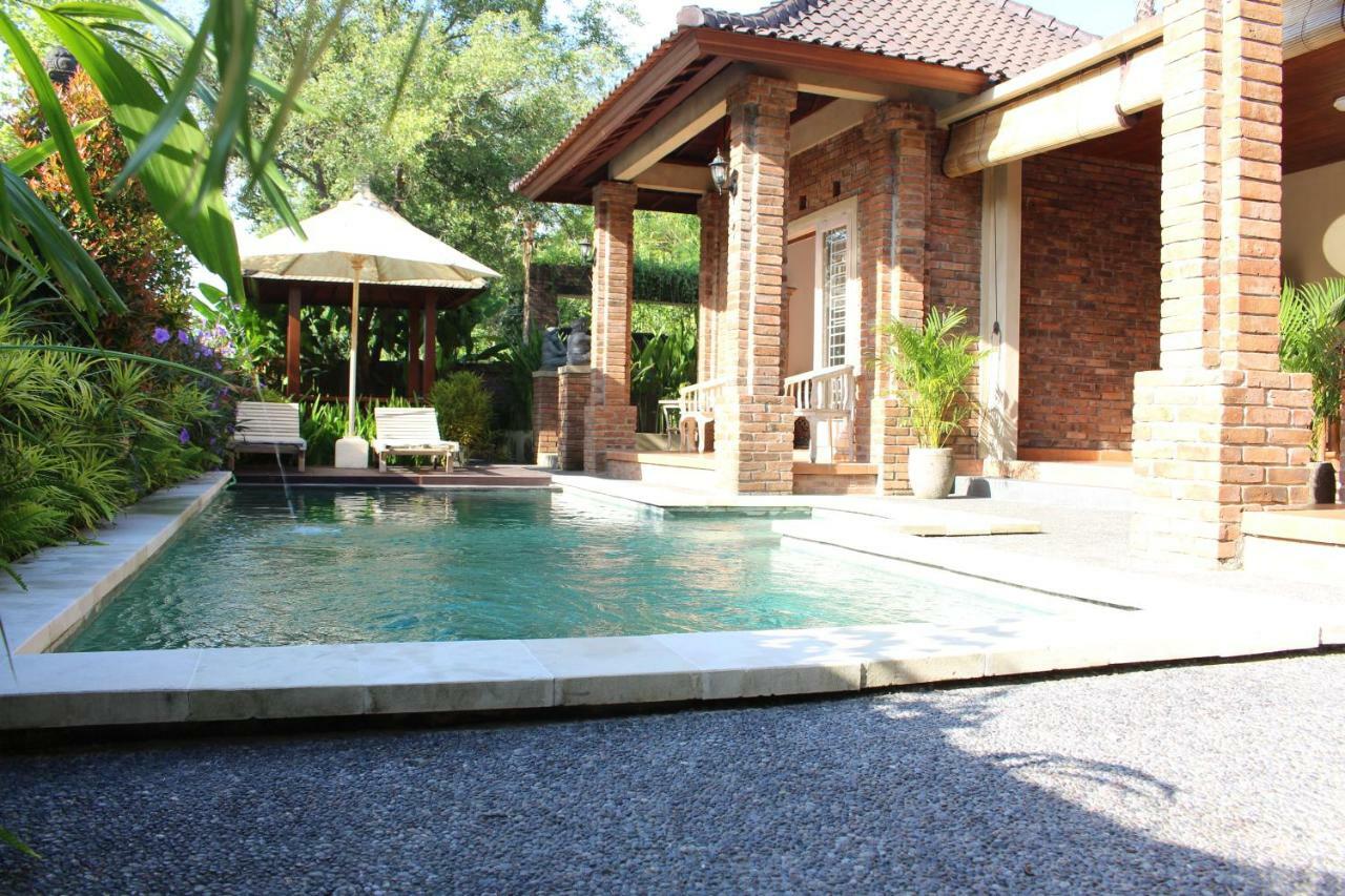 Villa Mayong Uluwatu エクステリア 写真