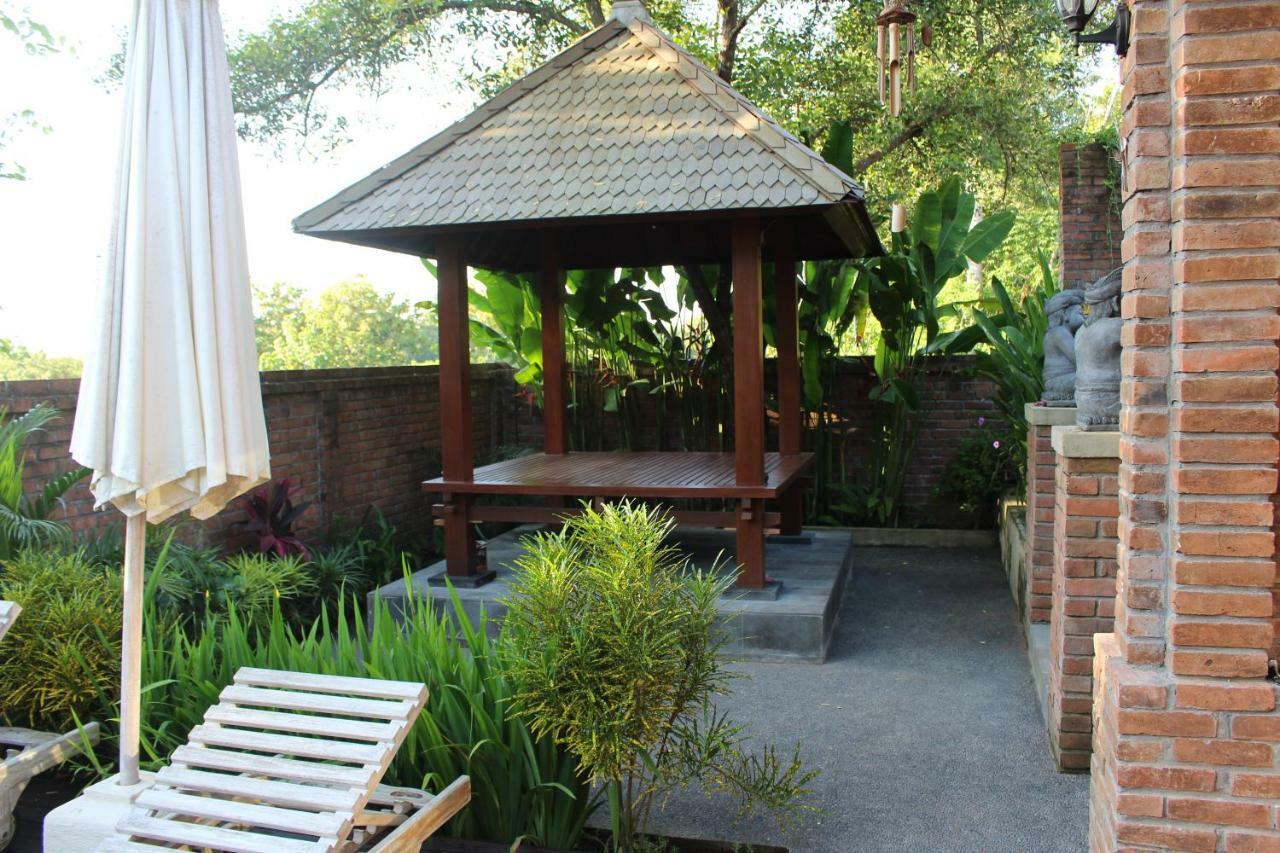 Villa Mayong Uluwatu エクステリア 写真